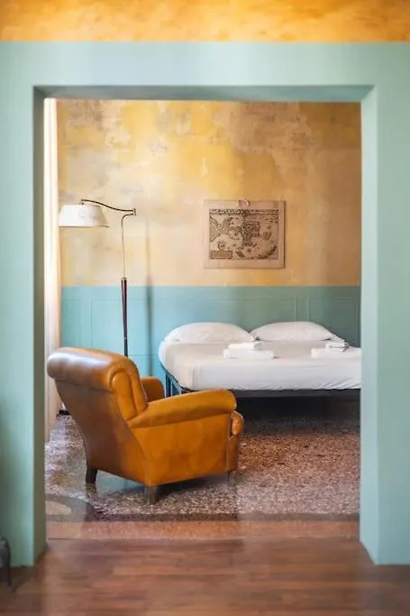 볼로냐 Borgo Di San Pietro 1 아파트