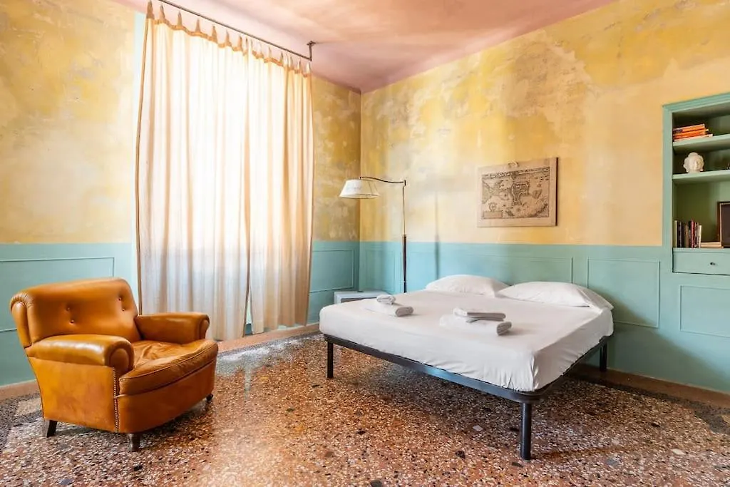 볼로냐 Borgo Di San Pietro 1 아파트